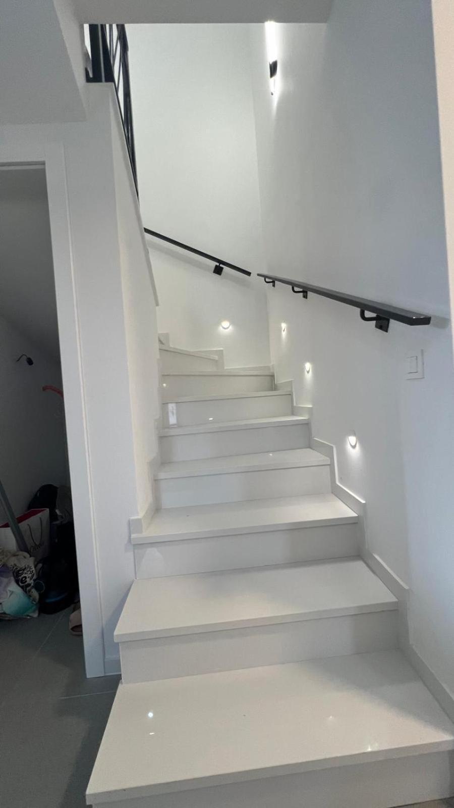 Luxury Black Pearl Beluga With Private Pool And Jacuzzi Apartment