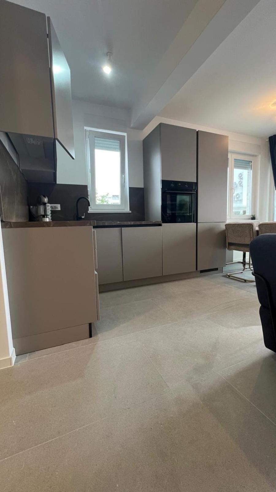 Apartment Luxury Black Pearl Beluga With Private Pool And Jacuzzi Novalja